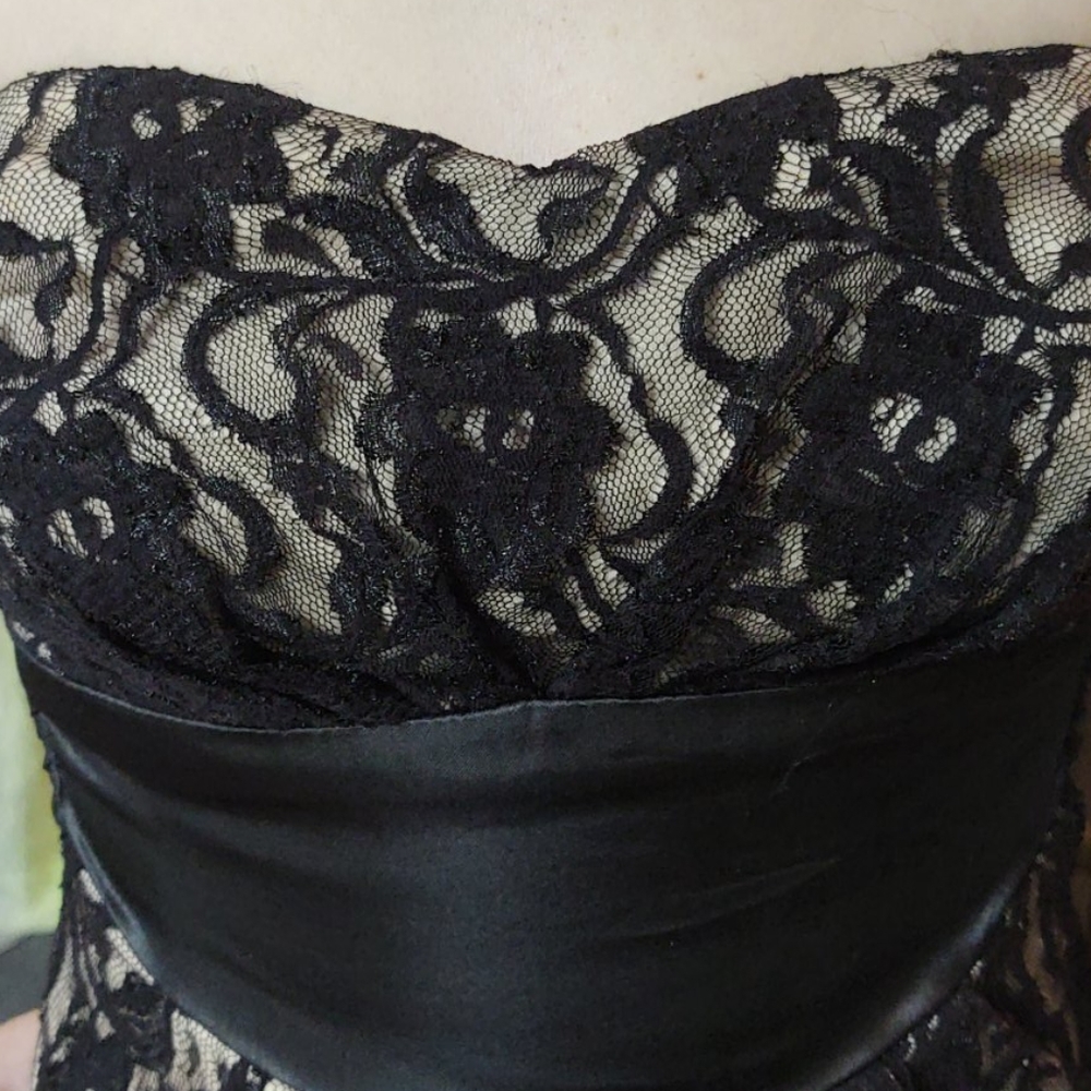 Dress - Picture 5 of 6